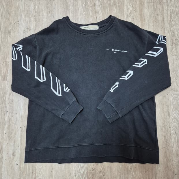 오프화이트 시그니처 디아그 애로우 패턴 프린팅 맨투맨