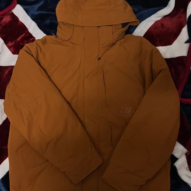 뉴발란스 케이브 코듀라 구스다운 자켓 105