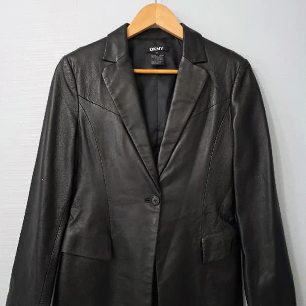 DKNY 블랙 가죽 자켓 ~55