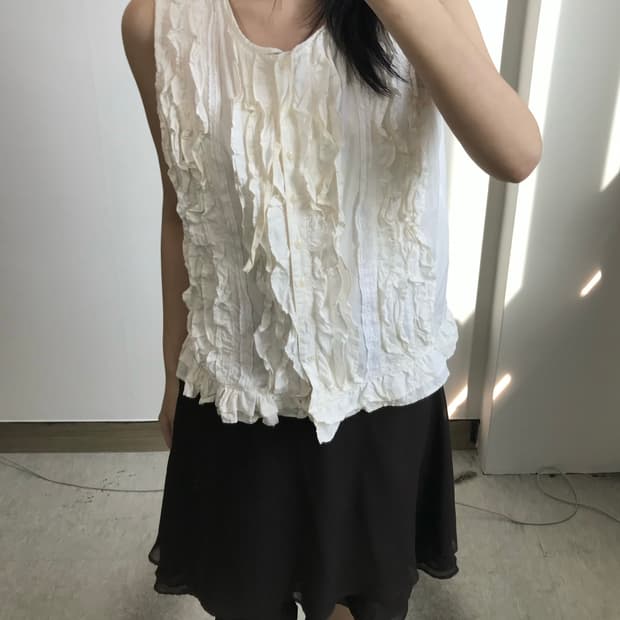 빈티지 프릴 슬리브리스 블라우스