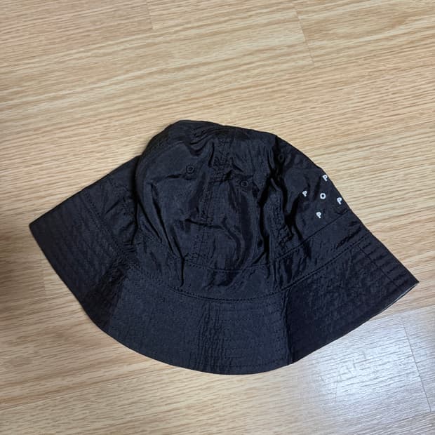 팝 트레이딩 컴퍼니 리버시블 버킷햇