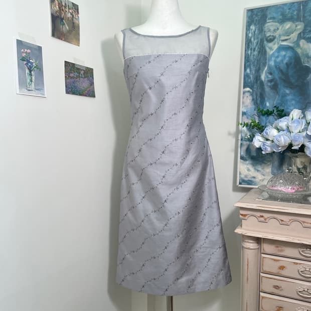sheer gray flower embroidery midi opc