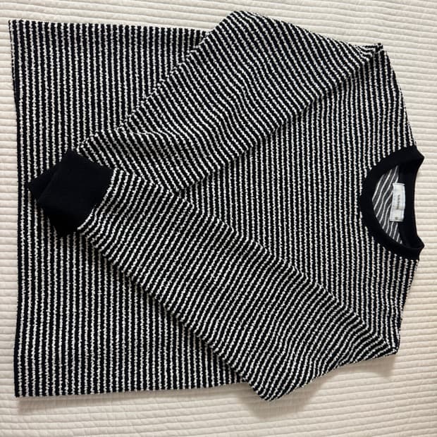 Waviness 롱슬리브 팝니다