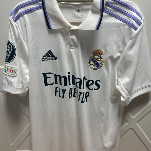 22-23 레알 마드리드 모드리치 유니폼