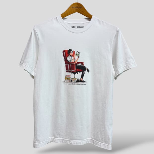 (M)유니클로 진격의 거인 반팔티셔츠