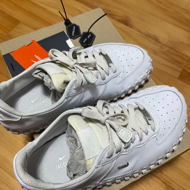 나이키 자크뮈스 포스 255  