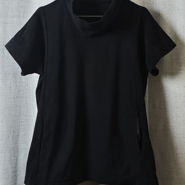 Julius S/S 2017 오바하이넥 컷소우