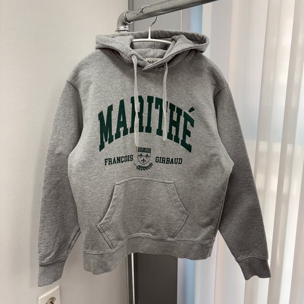 마리떼 프랑소와저버 후드티