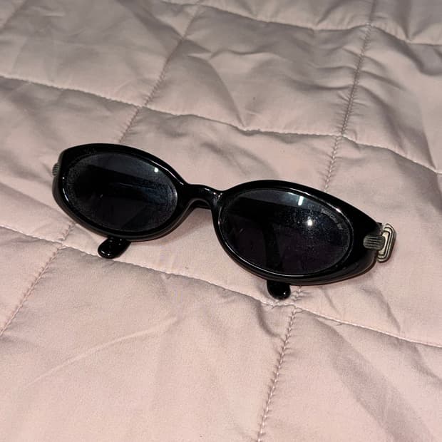 SaintClair SC-3232 블랙 선글라스