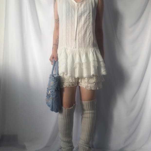 frill lace layer sleeveless