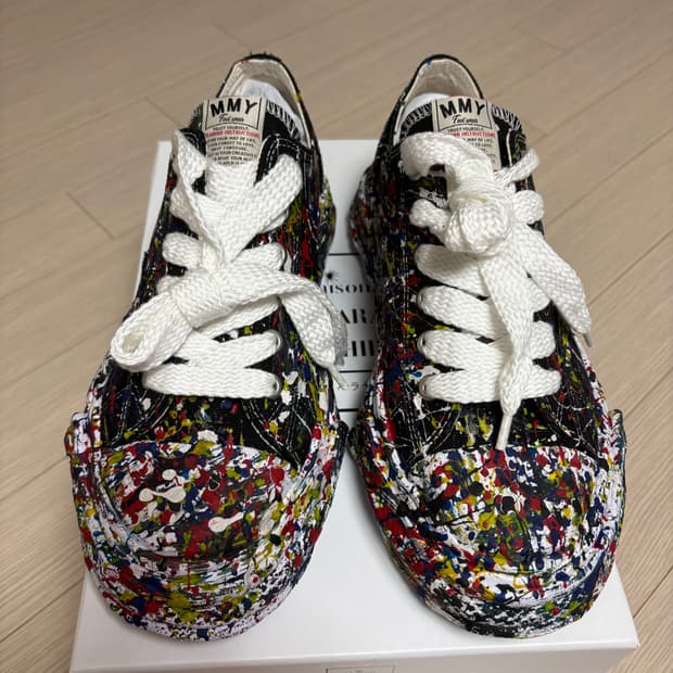 미하라 야스히로 페인팅 스니커즈 42사이즈 새제품