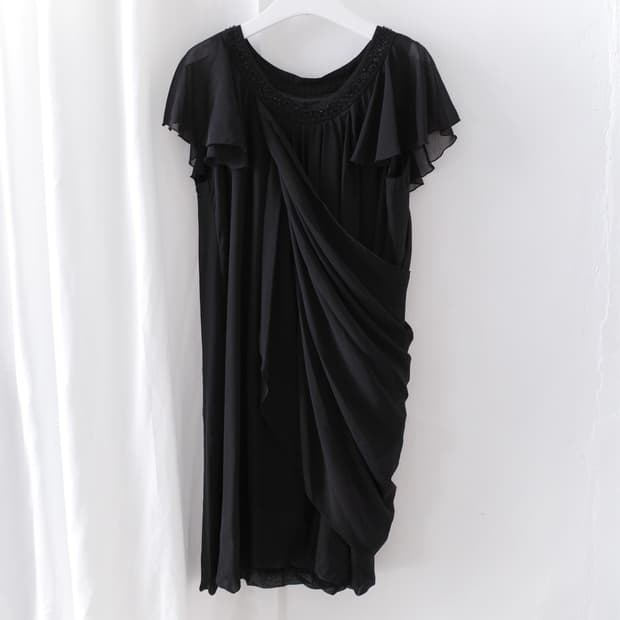 draping shirring dress