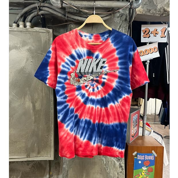 나이키 타이다이 프린팅 반팔티 레드 M #csz3744