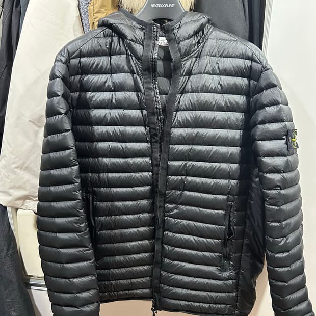 스톤아일랜드 룸우븐 경량패딩 xl