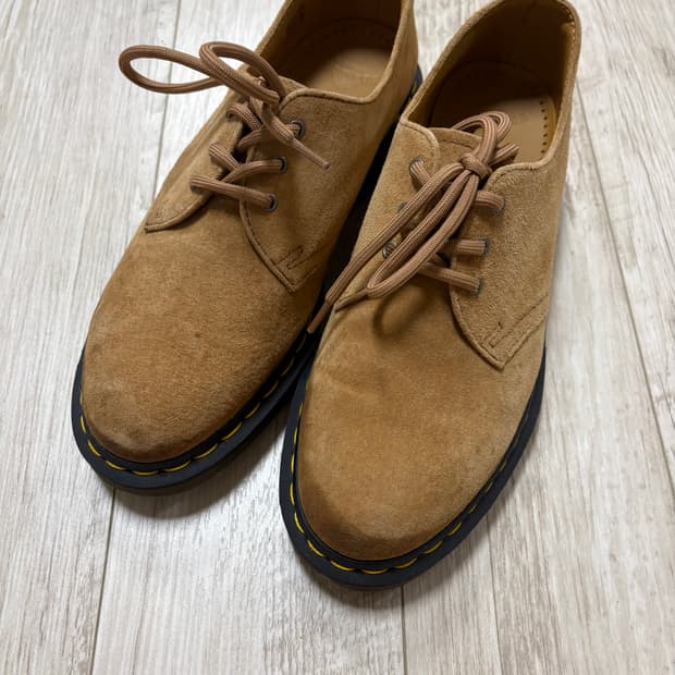 닥터마틴 3홀 스웨이드 베이지 260