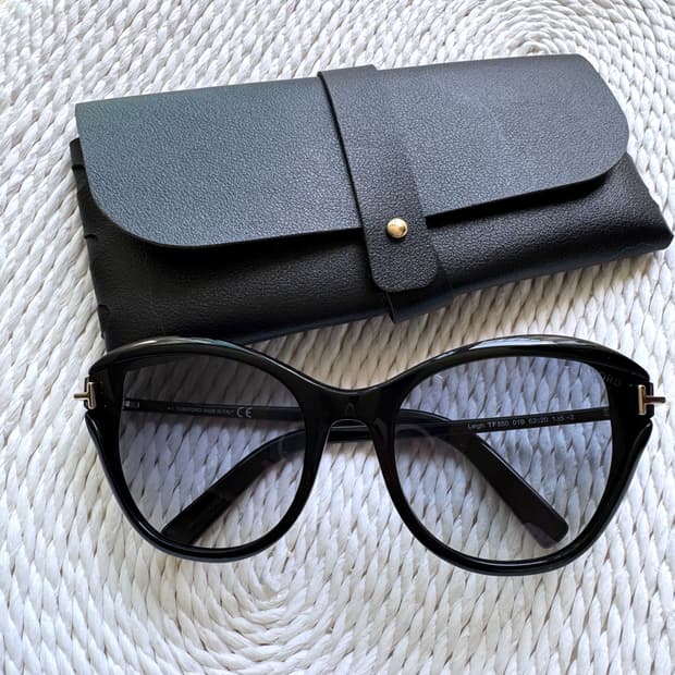 새상품 TOM FORD선글라스 Leigh TF850 블랙