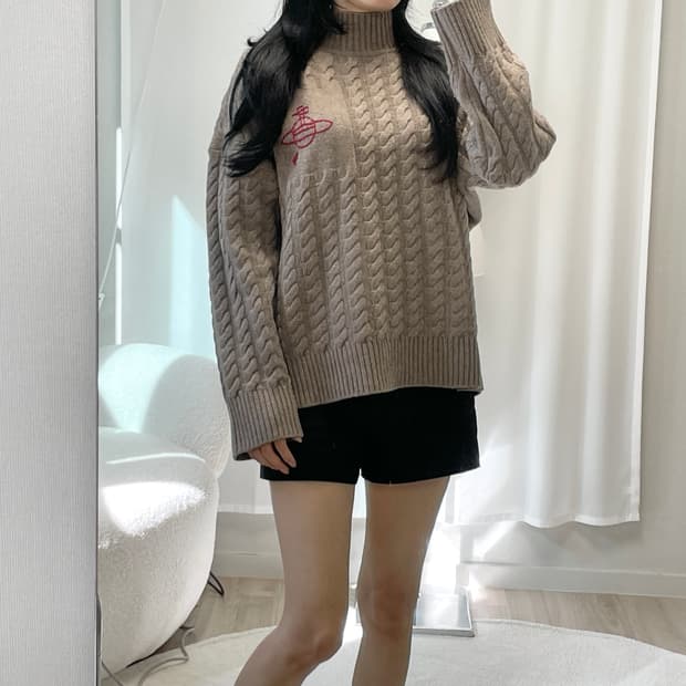 비비안웨스트우드 케이블 스티치 스웨터
