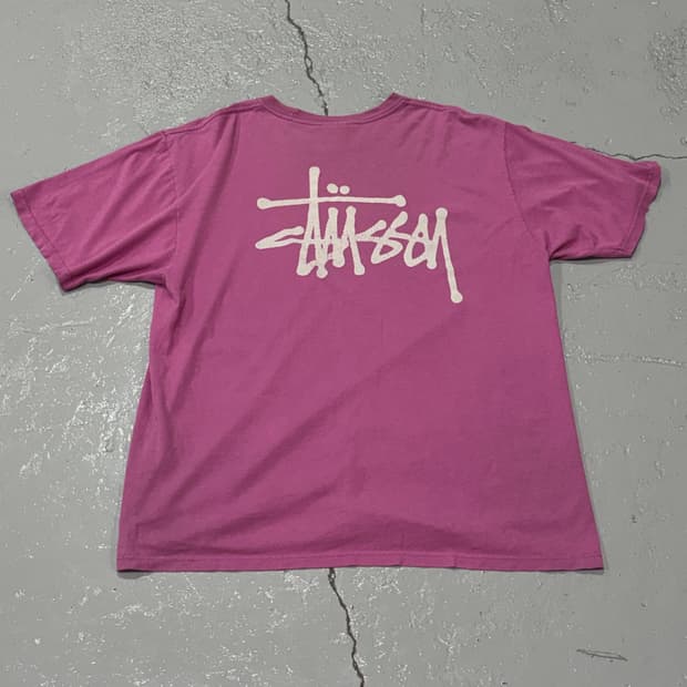 스투시(Stussy) 빈티지 베이직 로고 핑크 반팔 티셔츠