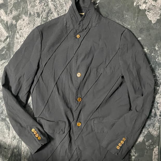 꼼데가르송 옴므 듀스 사선디테일 축융 자켓