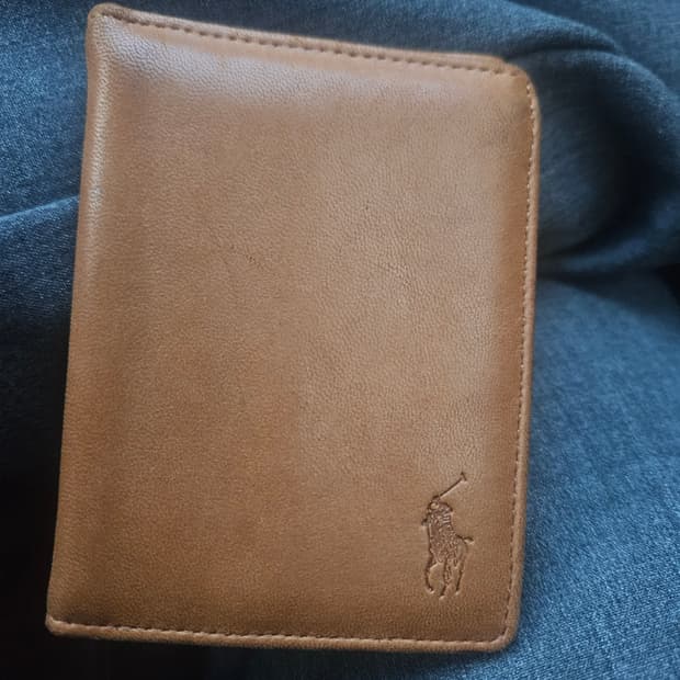 폴로 랄프로렌  양가죽 3단 지갑