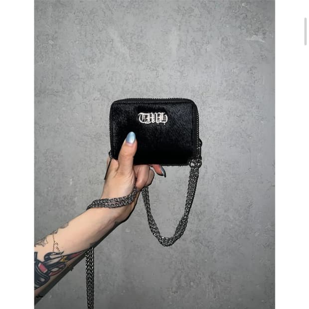 미스테리어스호텔 더미스테리어스호텔 COW HAIR WALLET BAG