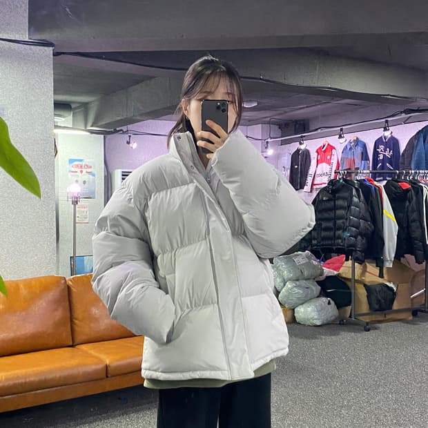 인사일런스 나일론 라이트그레이 패딩 B3346