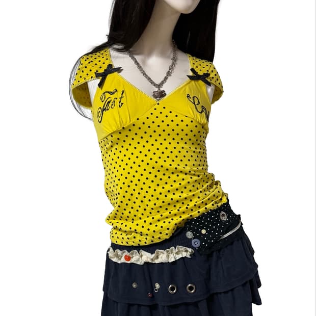 Vtg kitsch 프릴 탑