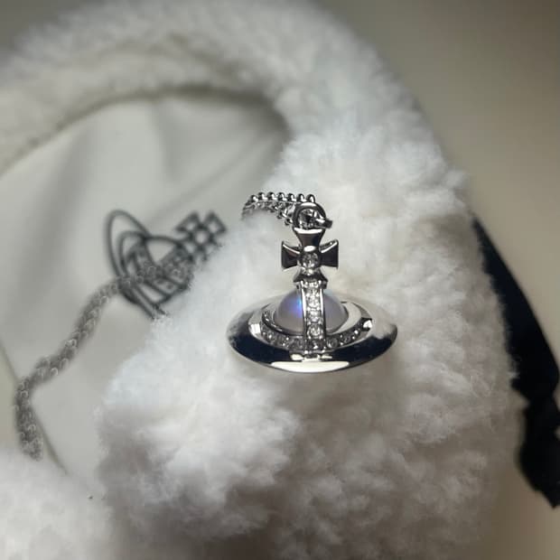 비비안웨스트우드 뉴 타이니 orb 목걸이