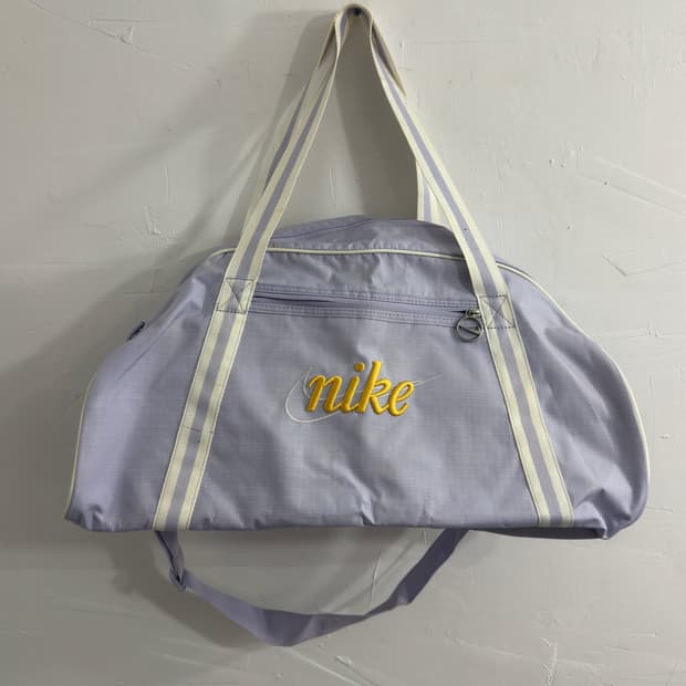 Nike light purple bag