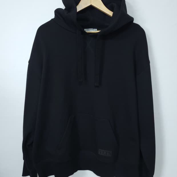 발렌티노 VLTN 후드티 블랙 M 100-105