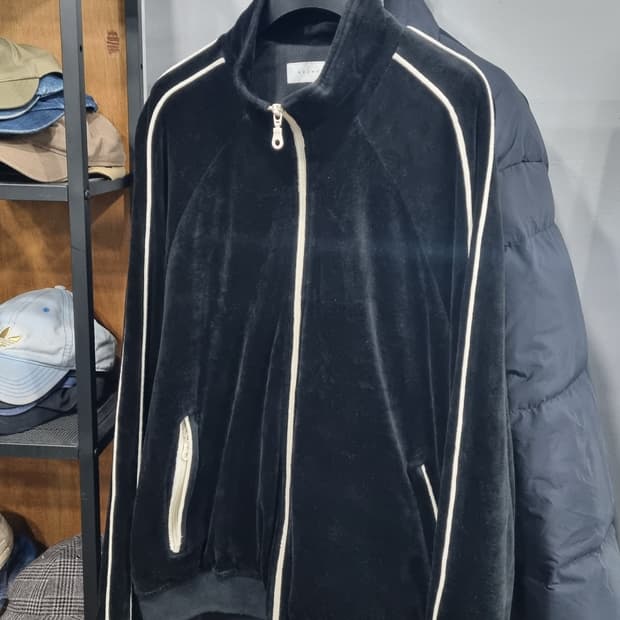 브라운야드)) 벨루아 트랙탑 5size(105~110) 컨디션10/8