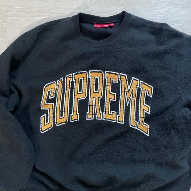 슈프림 인사이드 맨투맨