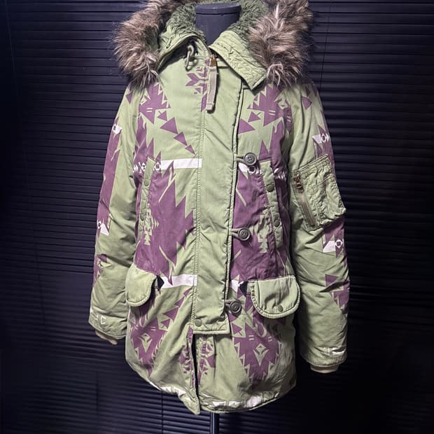 데님앤서플라이 폴로 랄프로렌 나바호 패턴 카키 피쉬테일 덕다운 패딩 야상