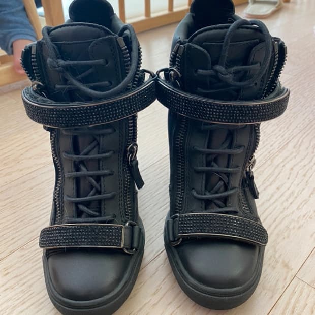 주세페자노티 하이탑 스니커즈 38사이즈