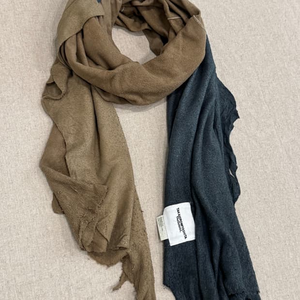 솔로이스트 17aw 디어스킨 머플러