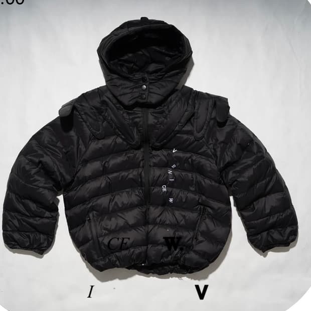 (구해요)베니스 윙 푸터 블랙