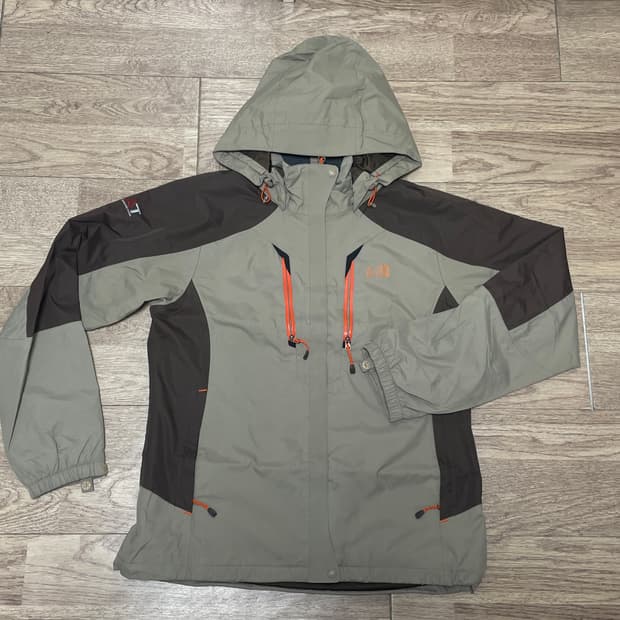 밀레 등산 바람막이 자켓 M(95)