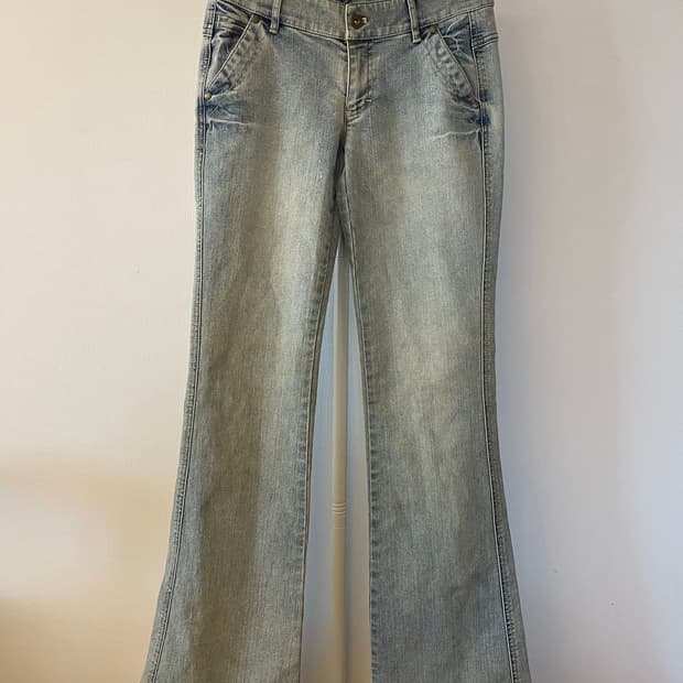 DKNY JEANS 부츠컷 데님 팬츠