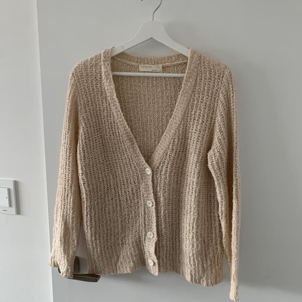 베이지 니트 가디건