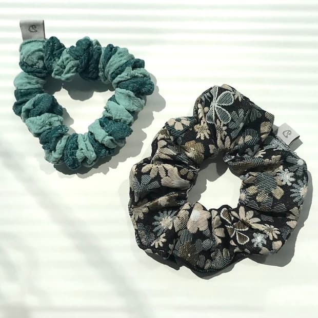 (구해요)코이세이오 합정 플라워 스크런치 구해요