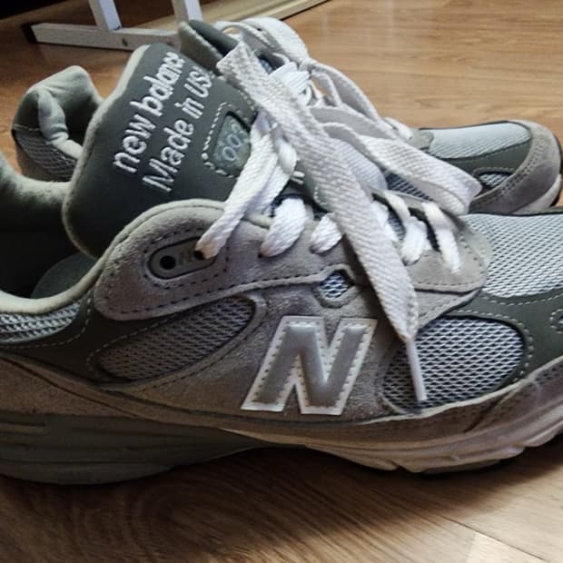 뉴발란스 993 270