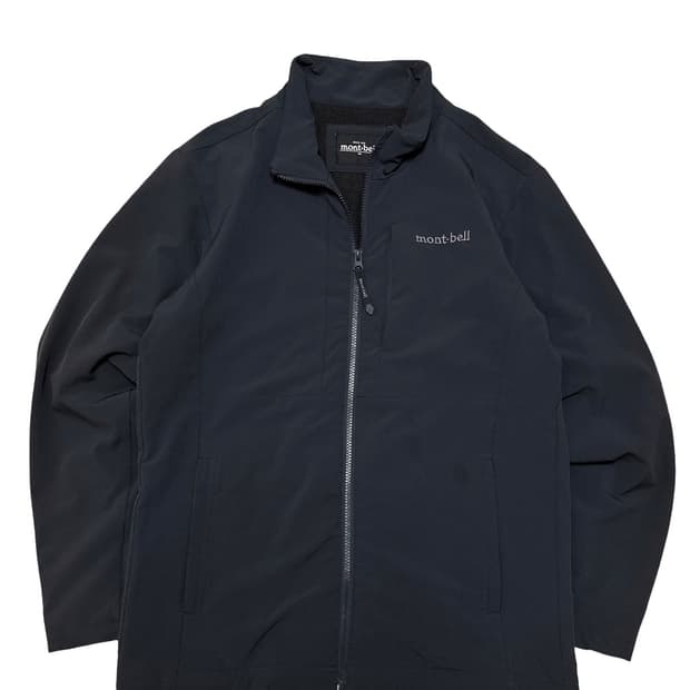 몽벨 로고 바람막이