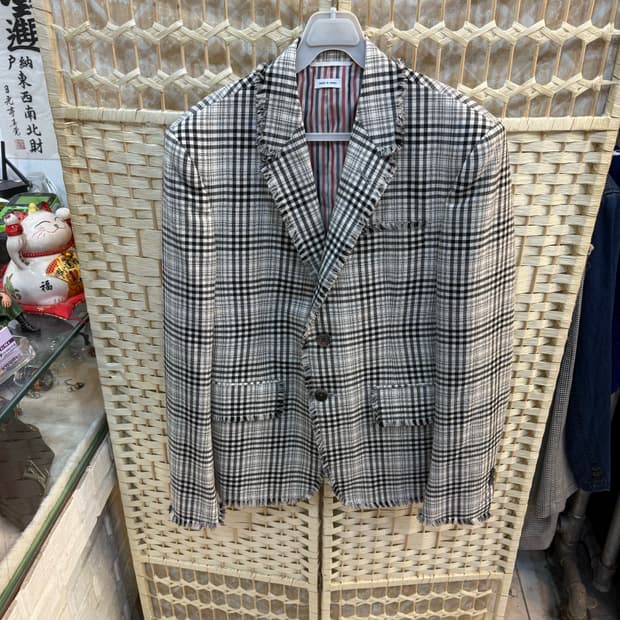 3/100 정품 톰브라운 사선 체크 자켓 팝니다
