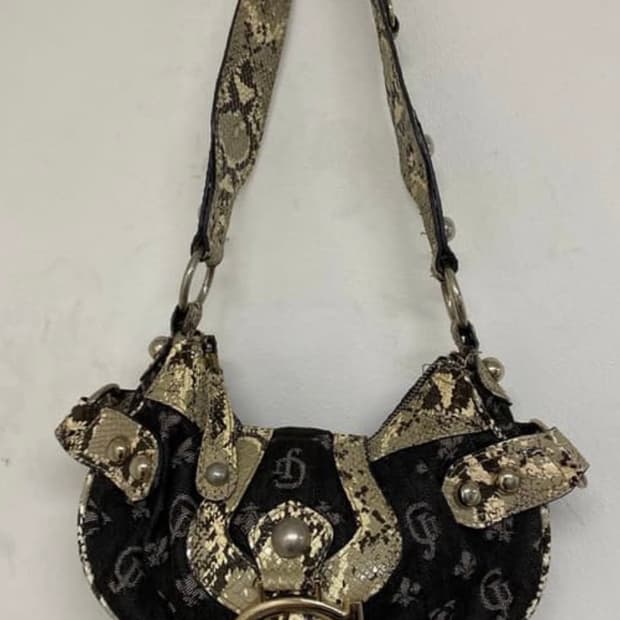 Guess 2000s Pinterest Rare Python Leath
