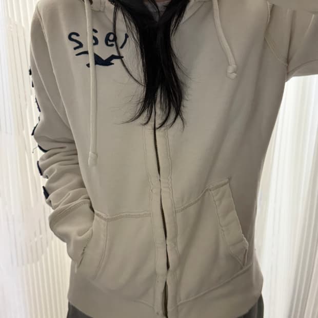 홀리스터 화이트 후드집업 m