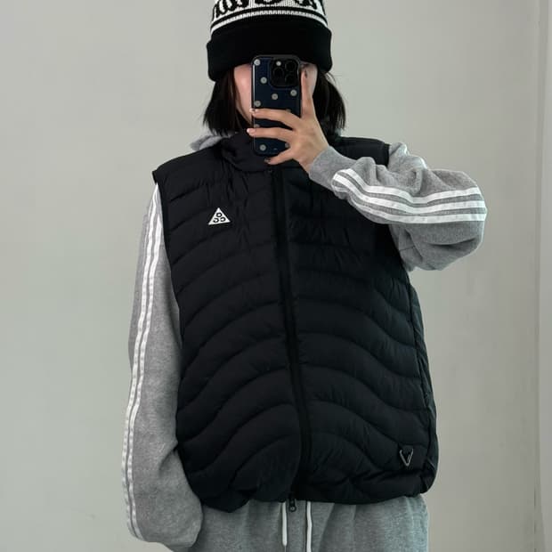 나이키 ACG 라바 플로우 써마핏 조끼패딩