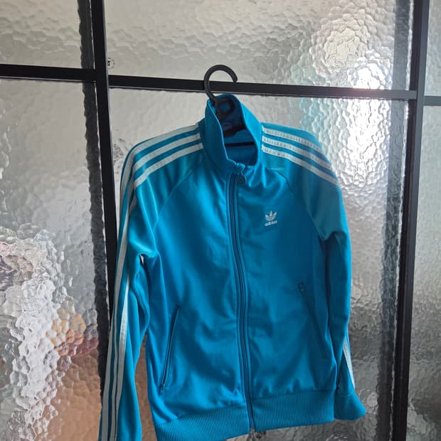 아디다스 벨벳 트랙