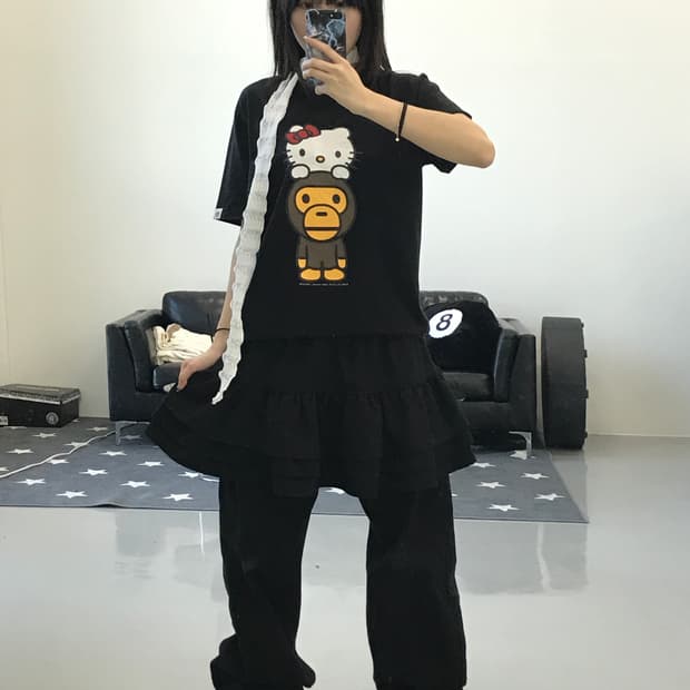 베이프 베이비마일로 X 헬로키티 블랙 반팔