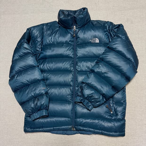 노스페이스 700 유광 다운패딩