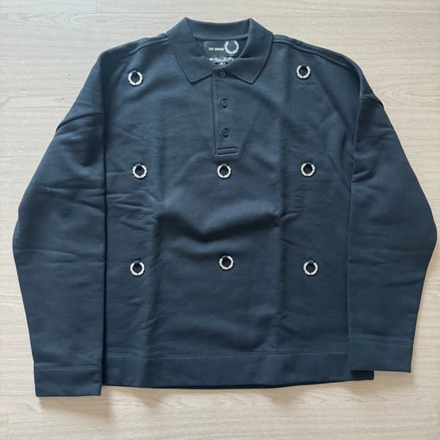 라프시몬스x프레드페리 19aw 월계관 카라티 s